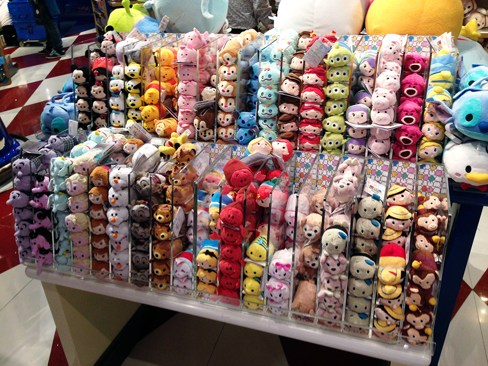 Hong Kong Airport Disney Store Mini Tsum Tsums
